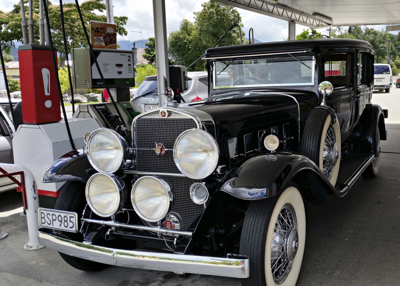 1936 Cadillac V16 Limo
