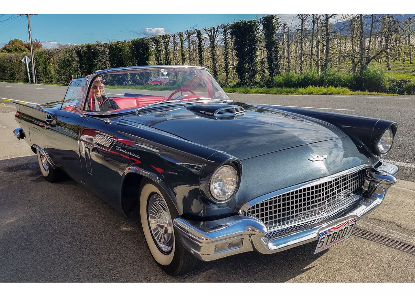 1957 Ford Thunderbird
